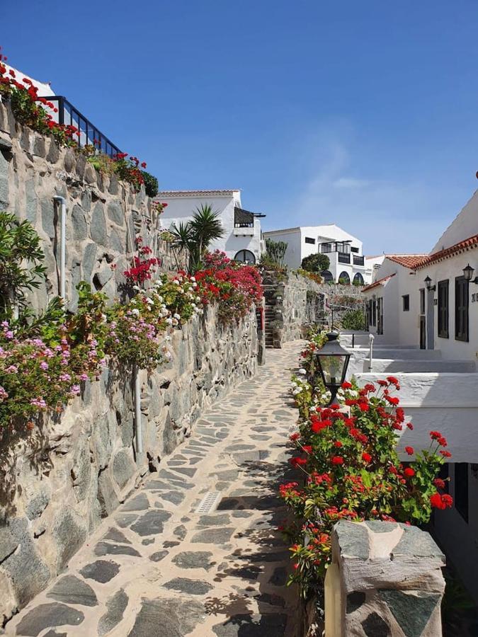 Very Romantic Seaview Apartment Patalavaca Mogan With Warm Pool Екстер'єр фото